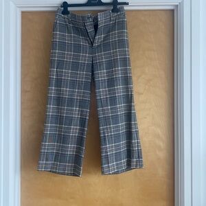 BANANA REPUBLIC SIZE 4 DRESS PANTS